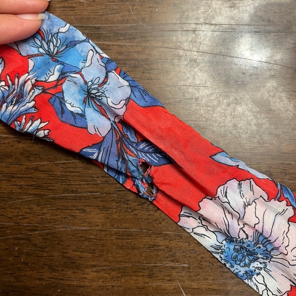 tommy hilfiger snatched red dress with blue florals & attached tie waist size 2 - Picture 9 of 10